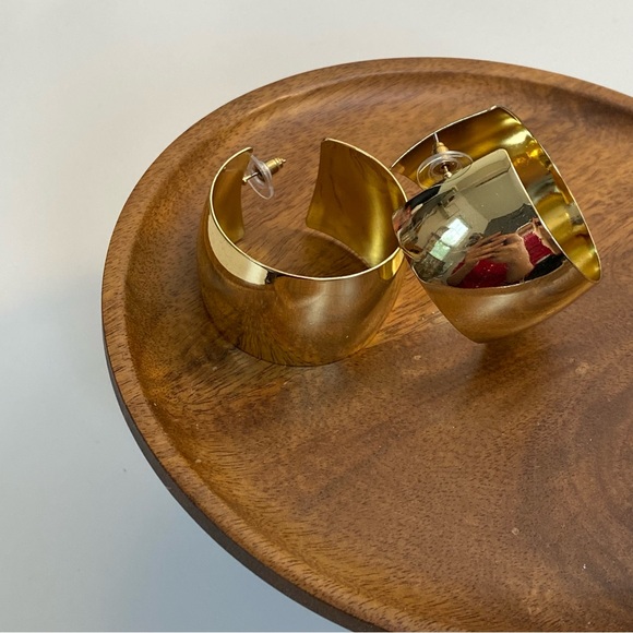 3/$20 Chunky Statement Gold Hoop Earrings - Picture 3 of 11